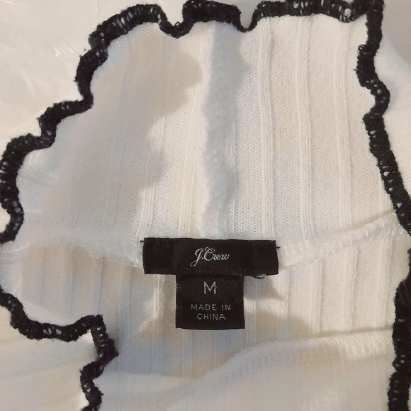 ● J. Crew | Turtleneck Long Sleeve Shirt - Picture 4 of 11